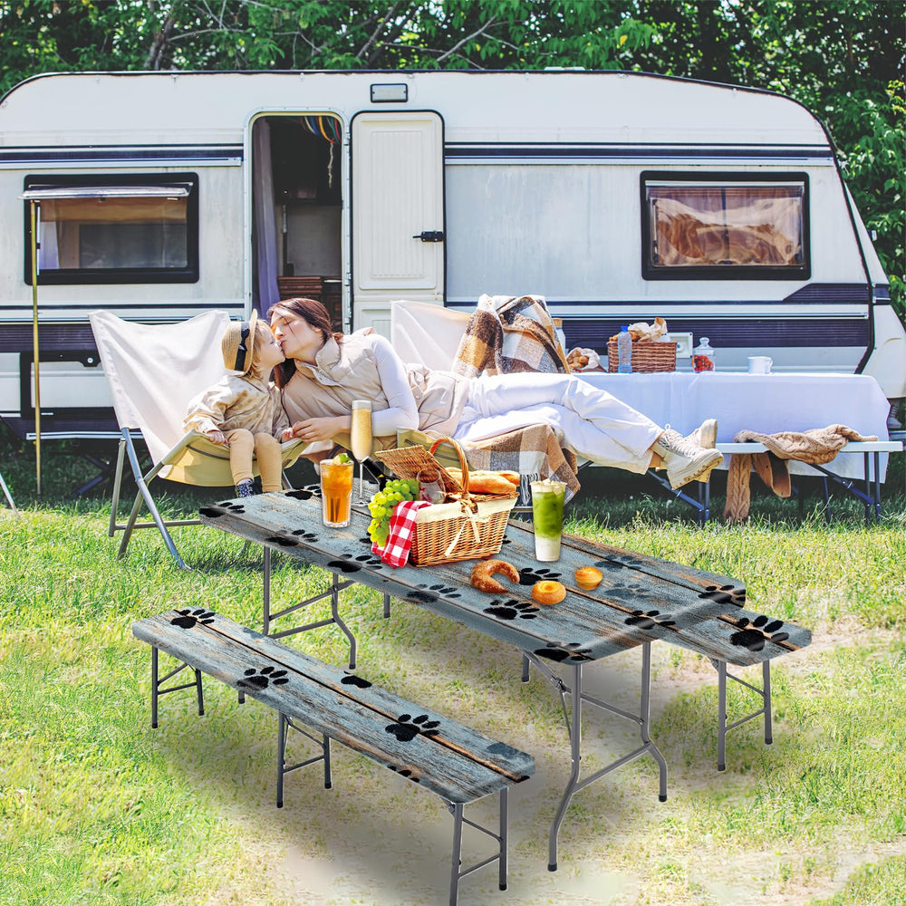 YEYE JUICE table set up at outdoor picnic illustrating durable protection and stylish look