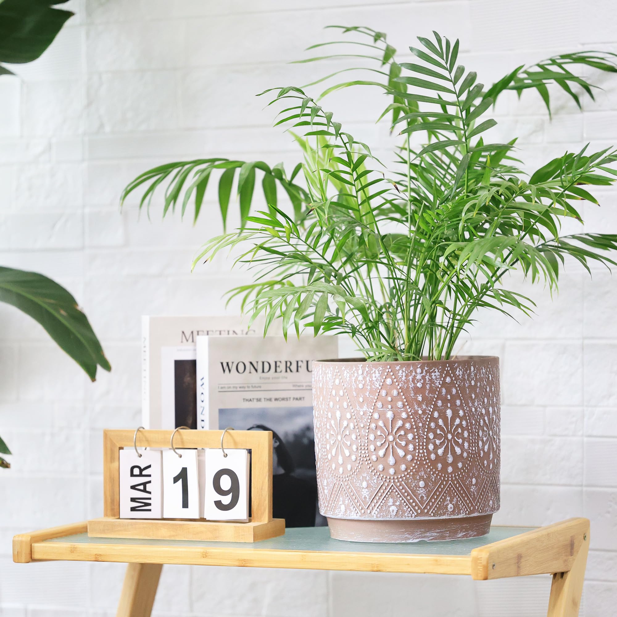 YFFSRJDJ label and ceramic texture close-up showing quality finish for stylish rooms