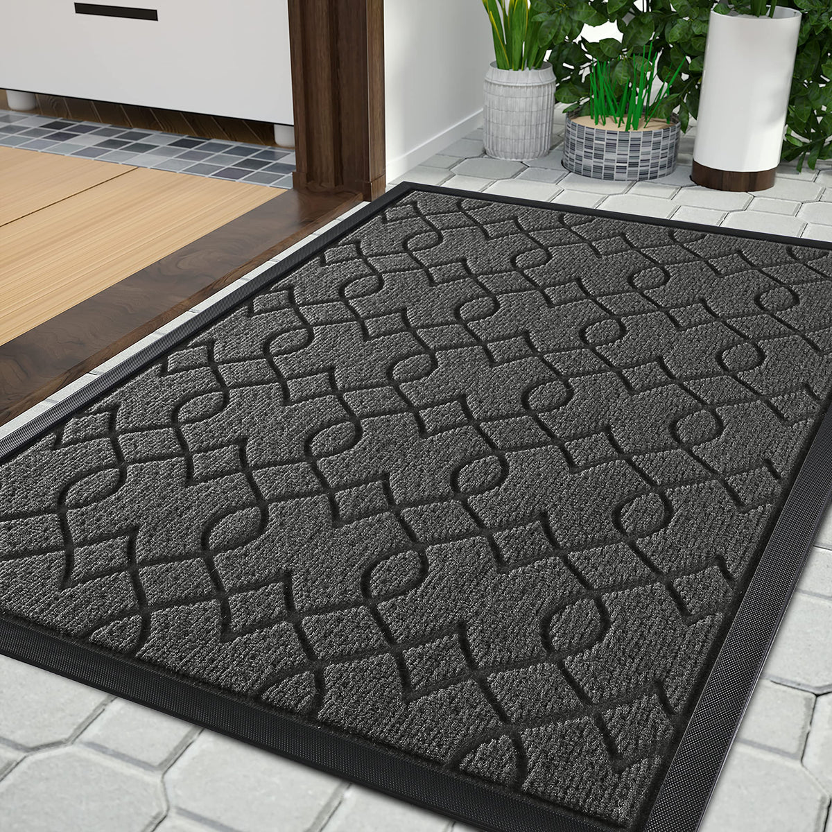 Yimobra front view of large door mat showing full pattern and curb appeal