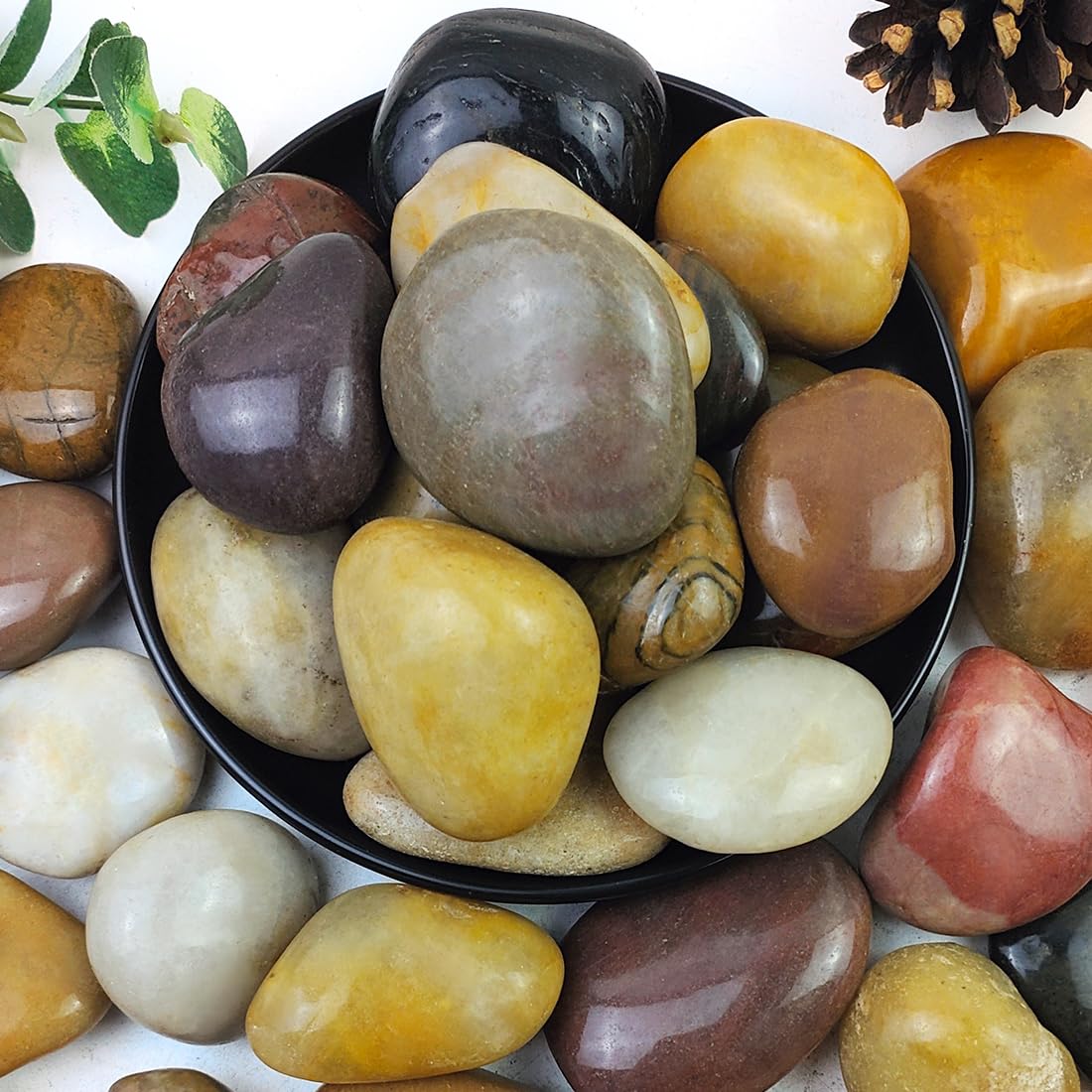 YISZM front of bag showing product label and mixed pebbles benefit tidy storage