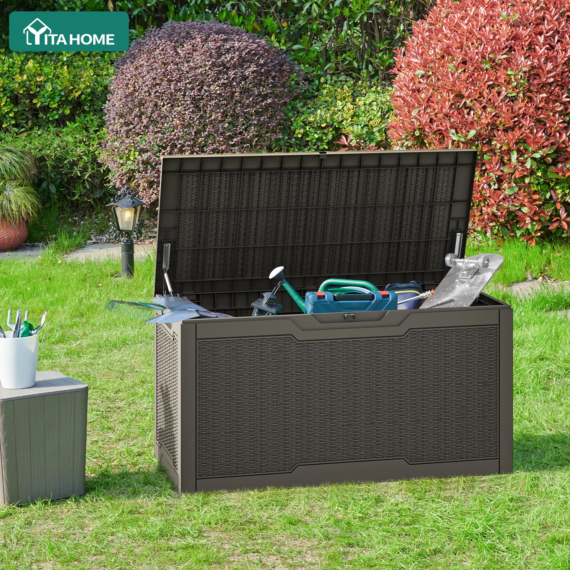 YITAHOME deck box hinge close-up highlighting durable lid hardware benefit