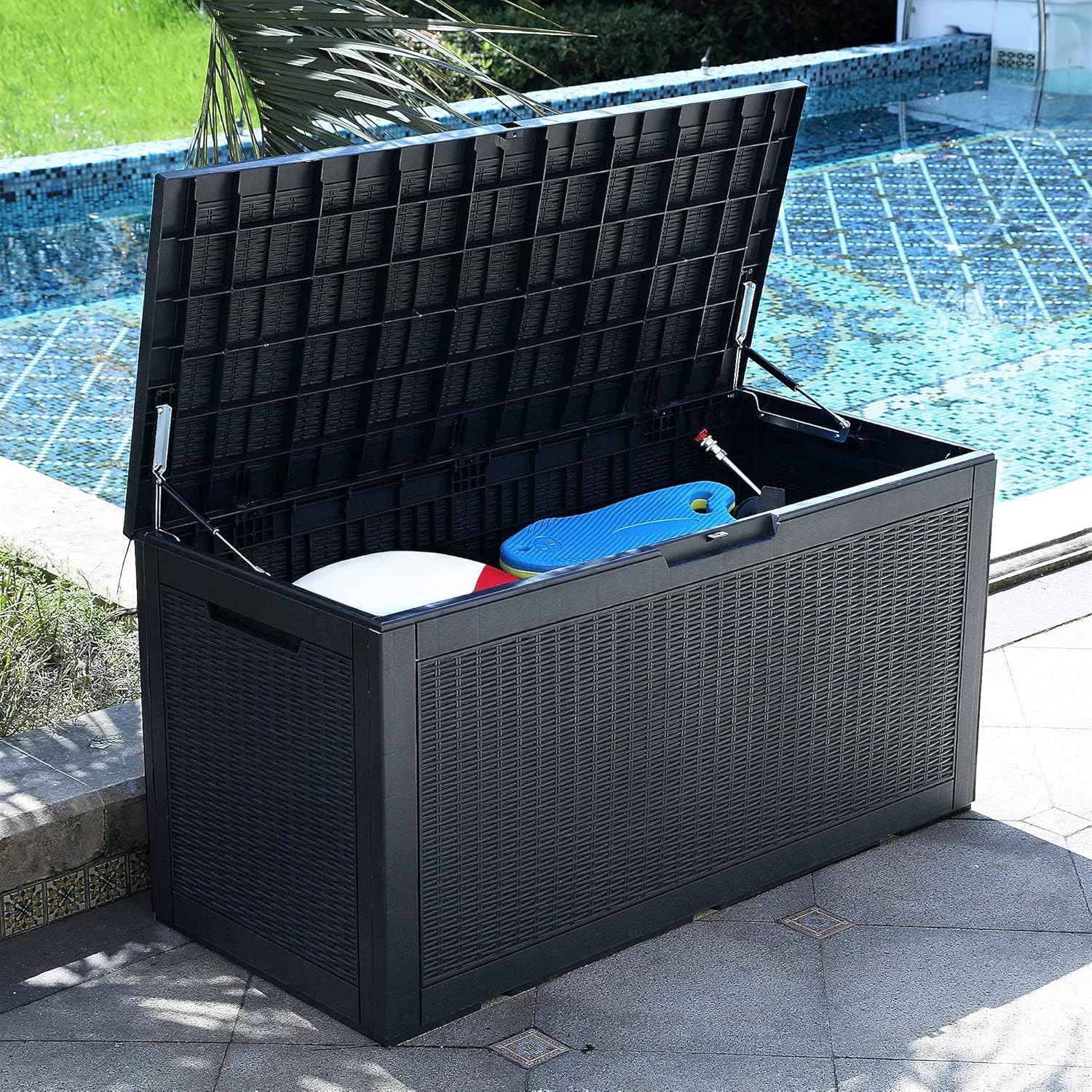 YITAHOME deck box next to person showing true size and scale