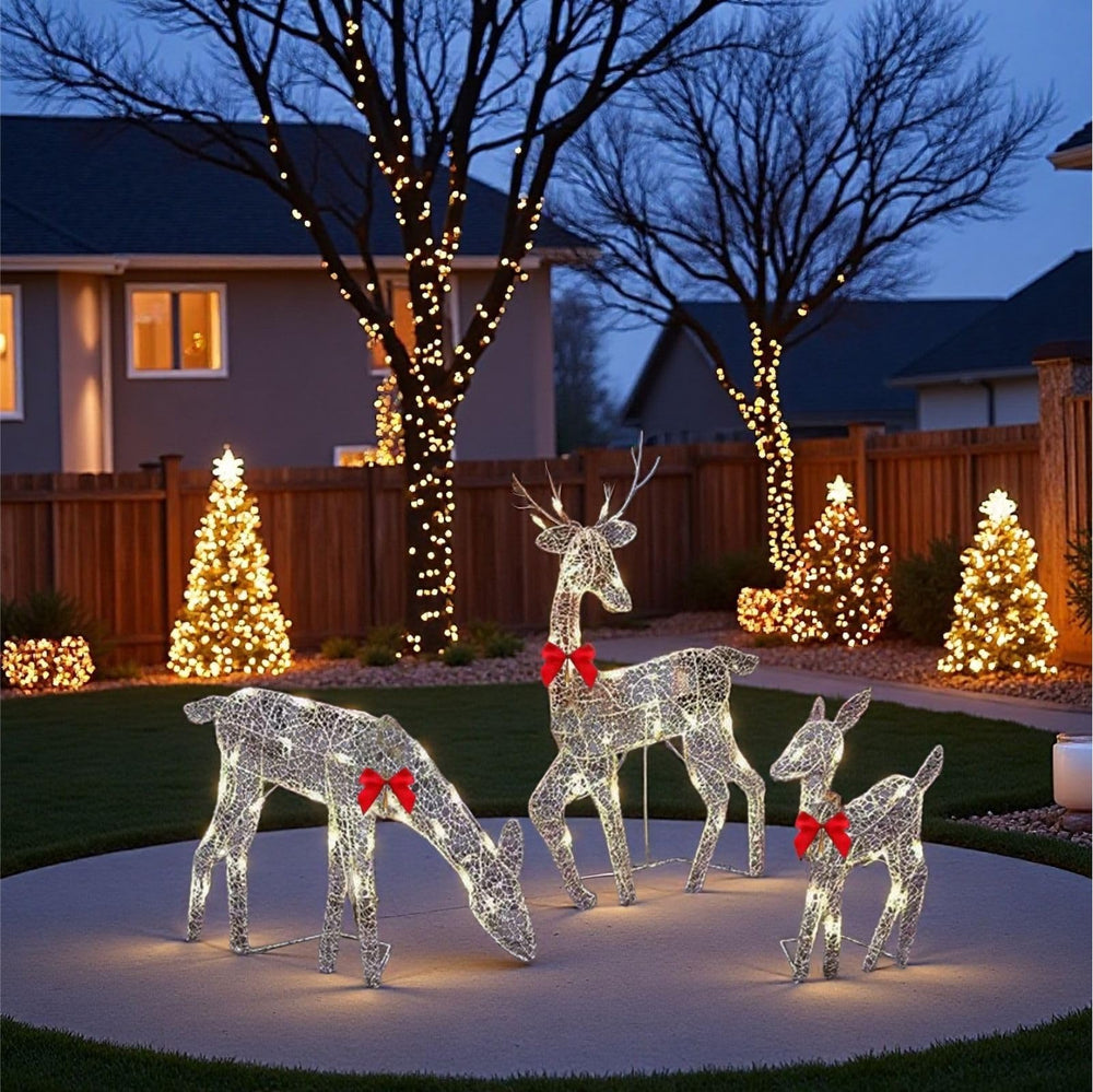 YLXFHO front view of three golden deer family showing warm lighting and curb appeal