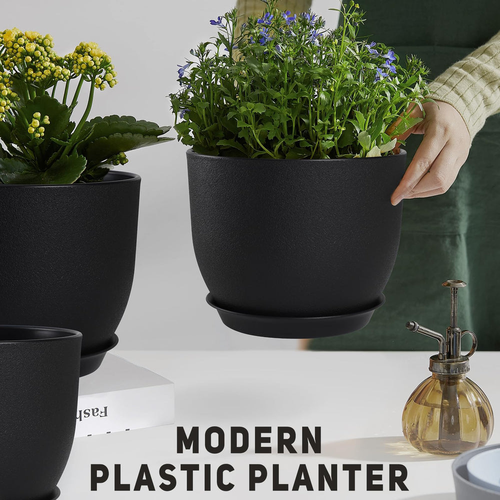 YNNICO pots beside common household items showing size and planting capacity