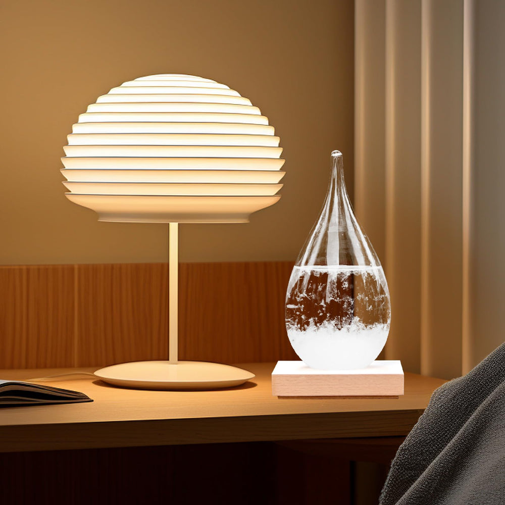 YOOMINI wooden base and glass joint detail highlighting durable craftsmanship