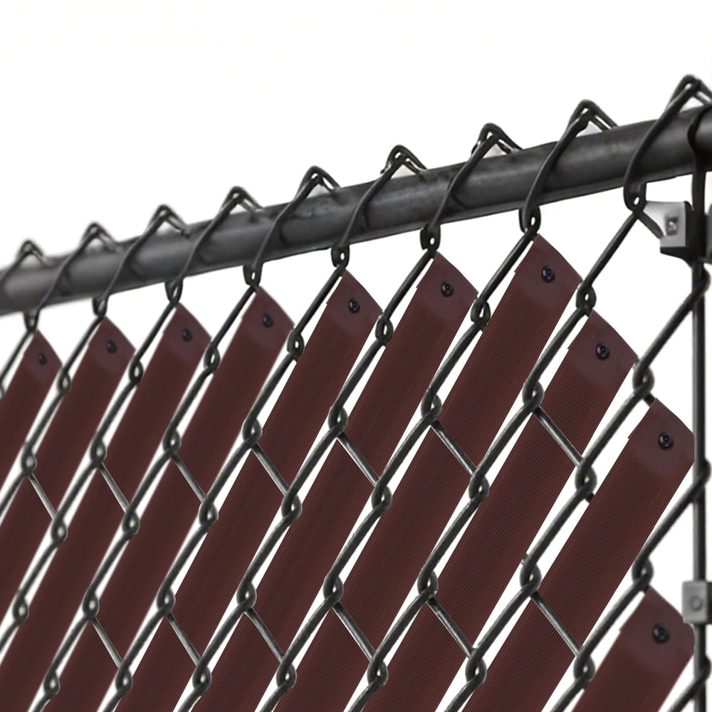 Zadery trimmed slats at gate edge showing smooth operation and no binding
