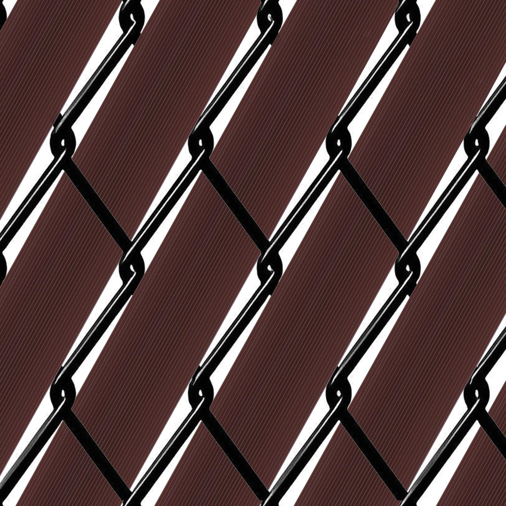 Zadery roll beside ruler illustrating 250ft length for long fence coverage