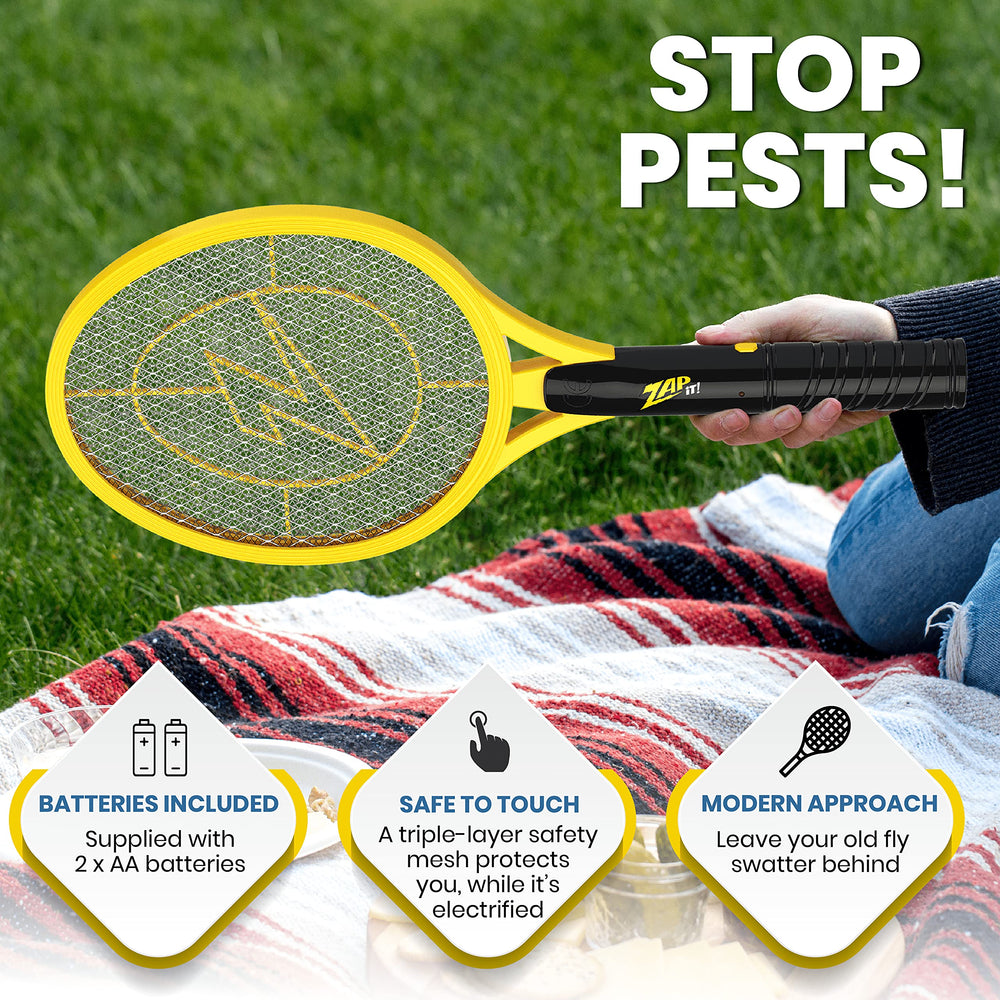 ZAP IT! ergonomic handle texture for secure grip and controlled targeting of pests