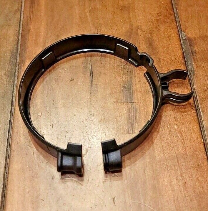 ZentOy hose clamp close-up of screw detail demonstrating durable tightening