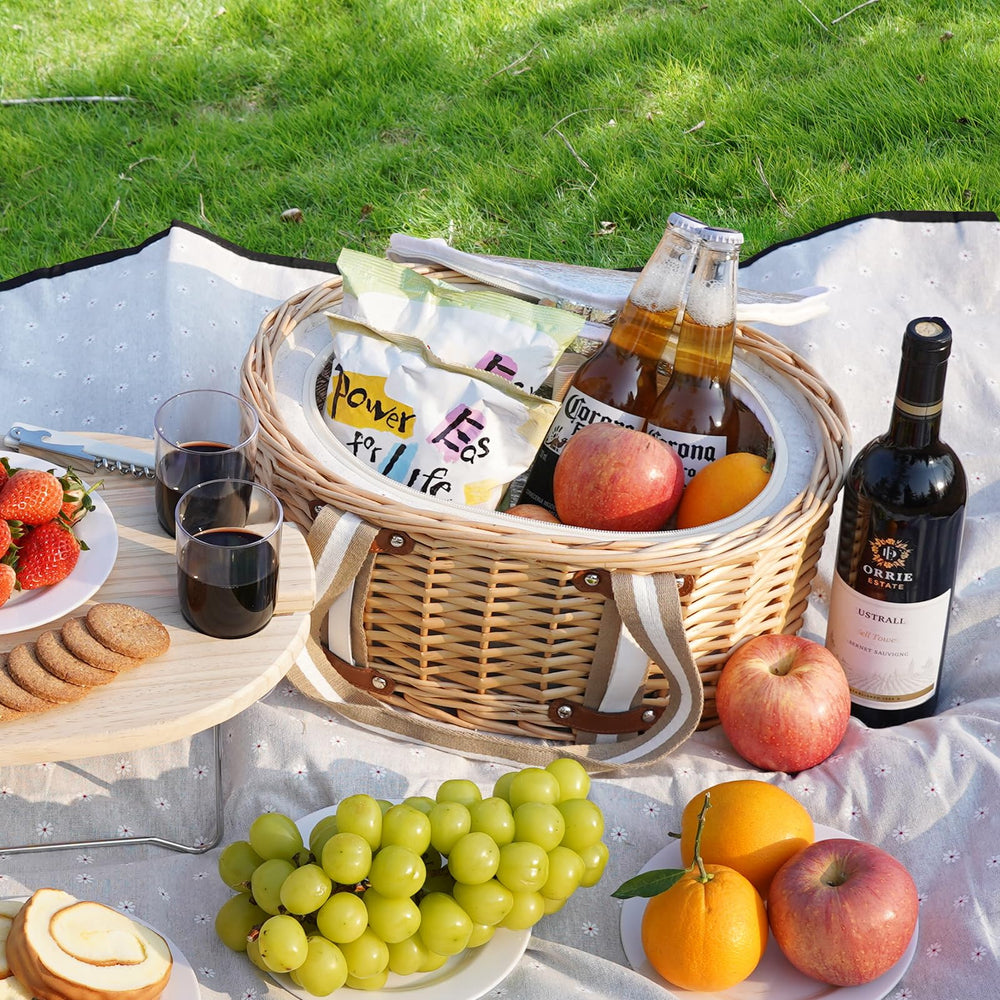 Zettfuly service for four arrangement showing glasses, napkins and ready-to-serve convenience